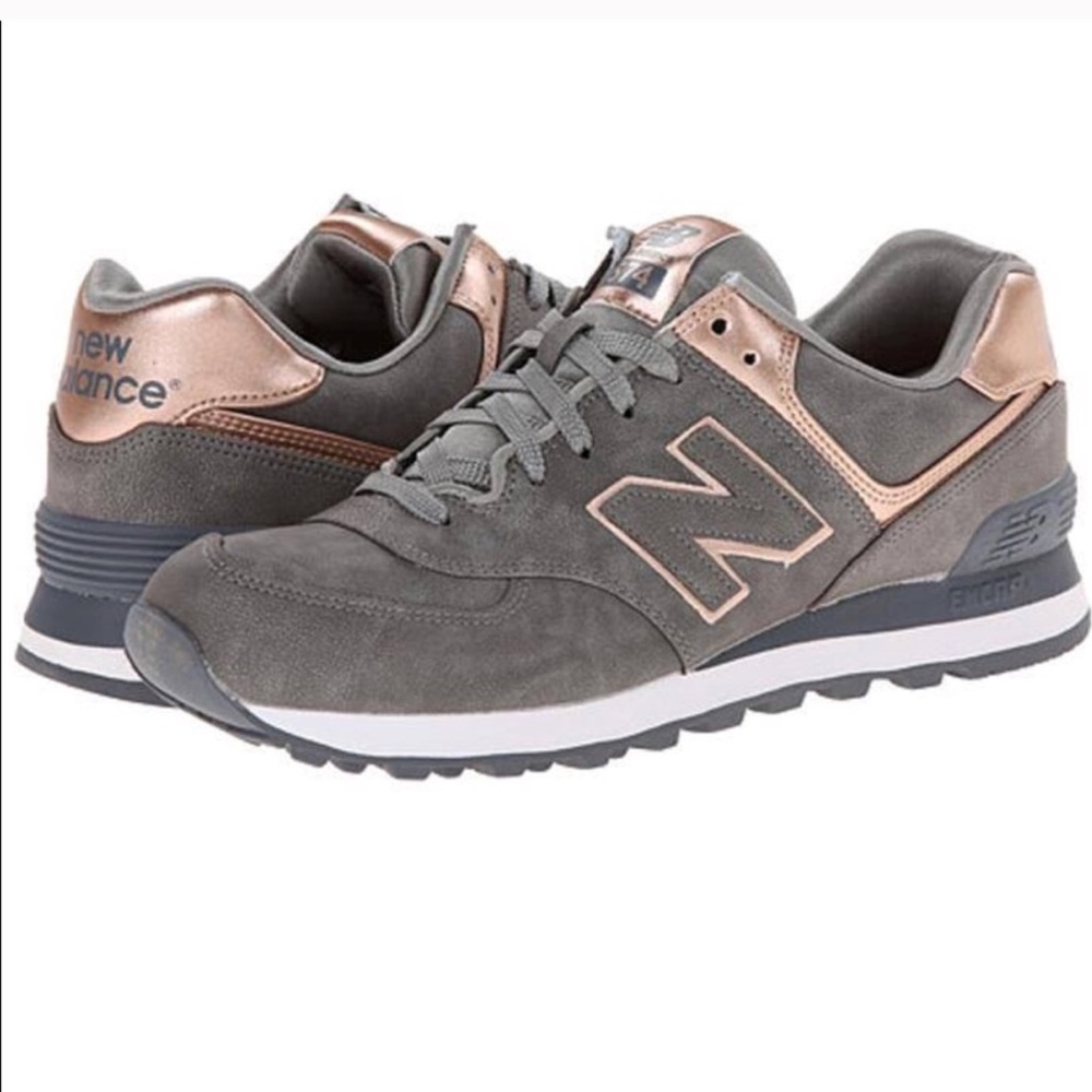 SOLD Women’s New Balance Shoes
